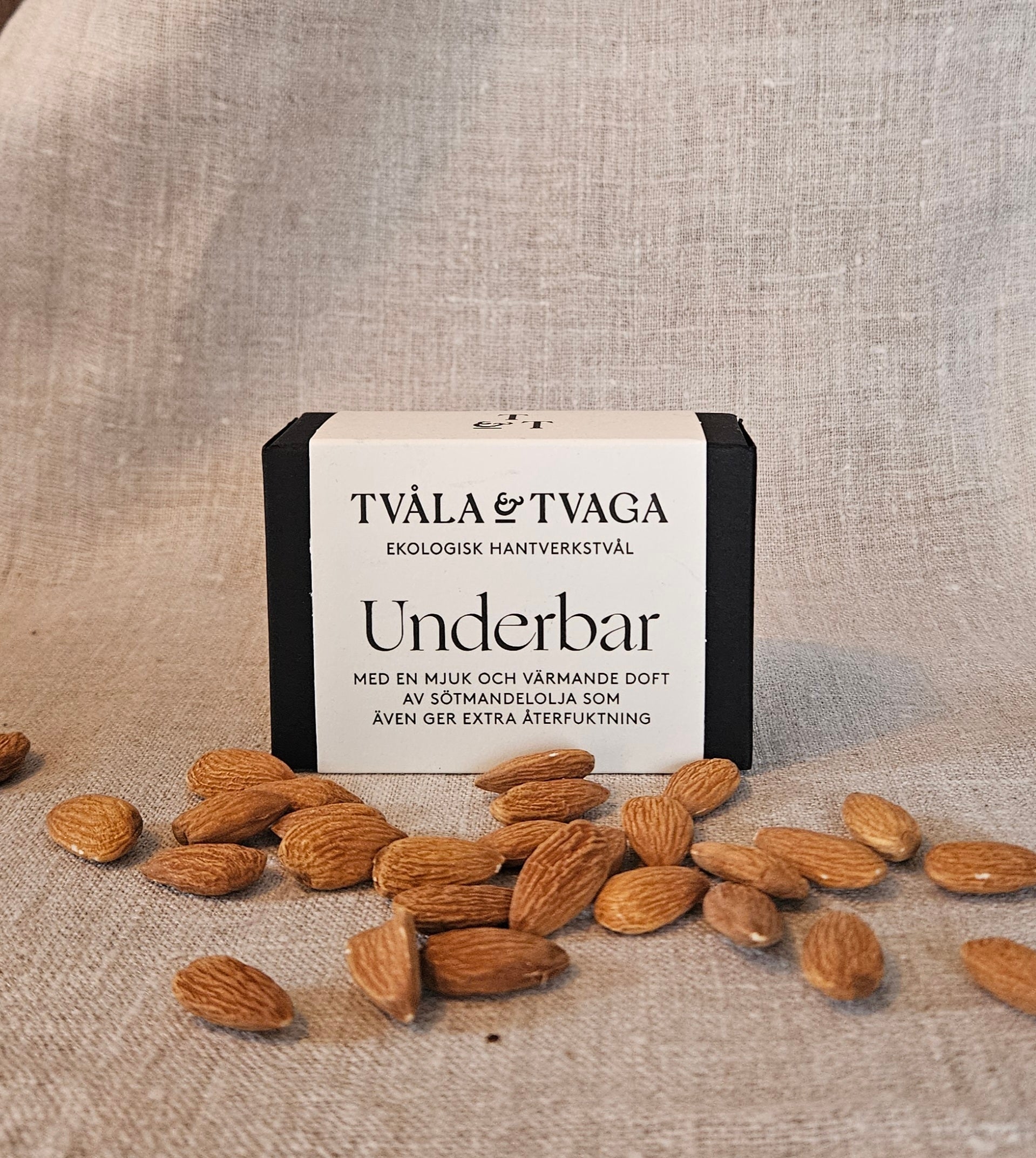 UNDERBAR fast handgjord tvål med sötmandel