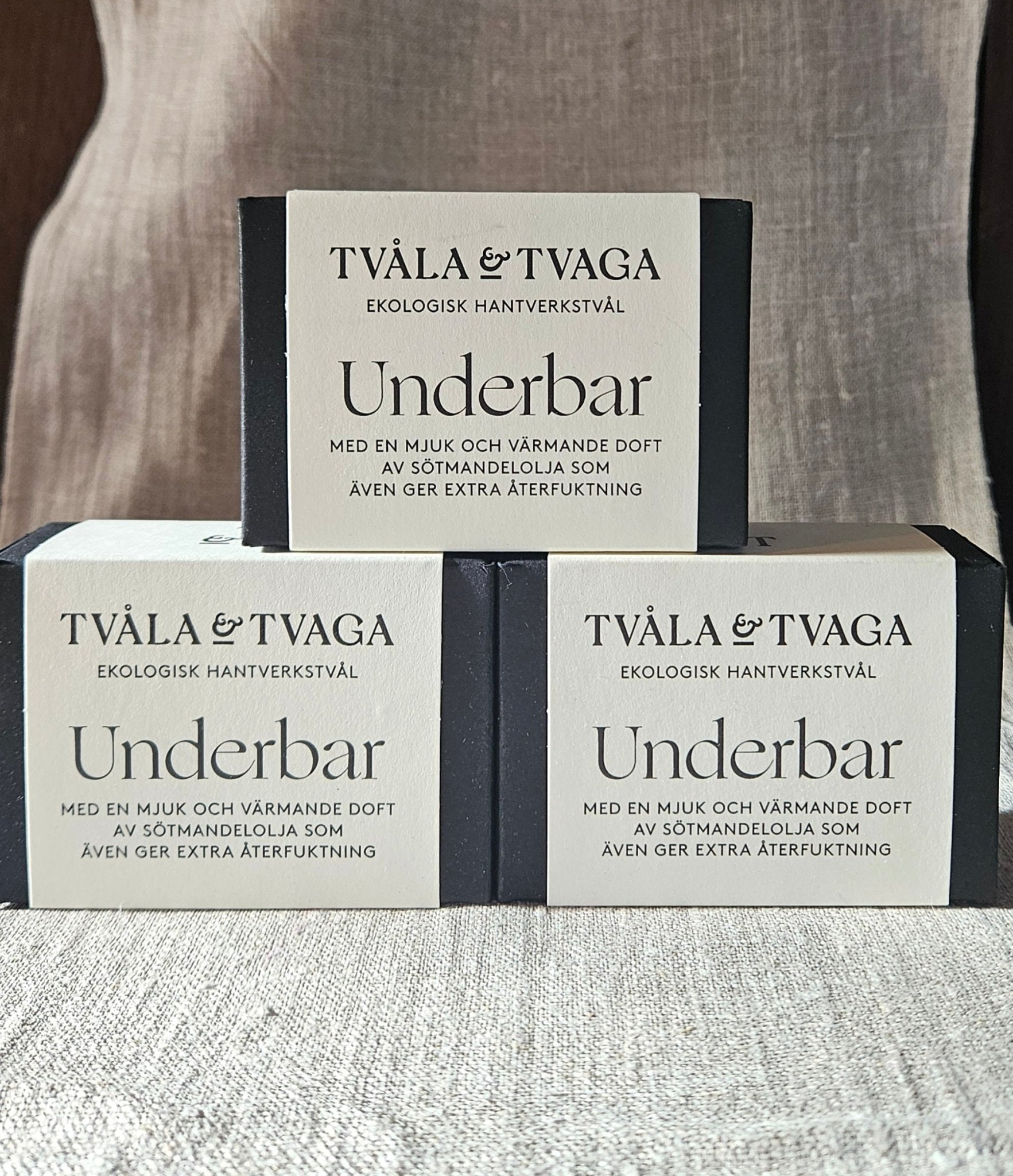 UNDERBAR fast handgjord tvål med sötmandel - Vindpust Butik